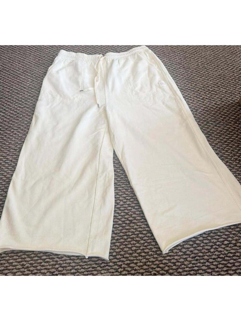 NWT Calia Journey Collection High Rise, Wide Leg Crop Sweatpants medium